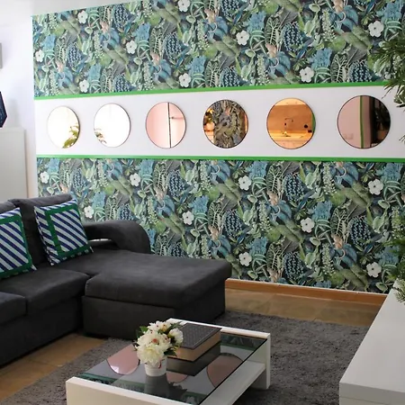 Salvador's House T2 - Rooftop Pool & Center Nazaré