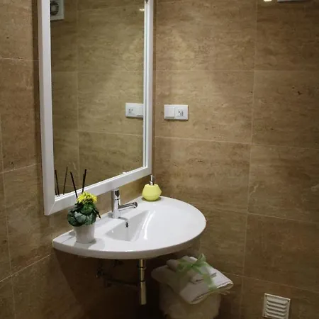 Salvador's House T2 - Rooftop Pool & Center Nazaré