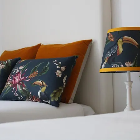 Salvador's House T2 - Rooftop Pool & Center Nazaré